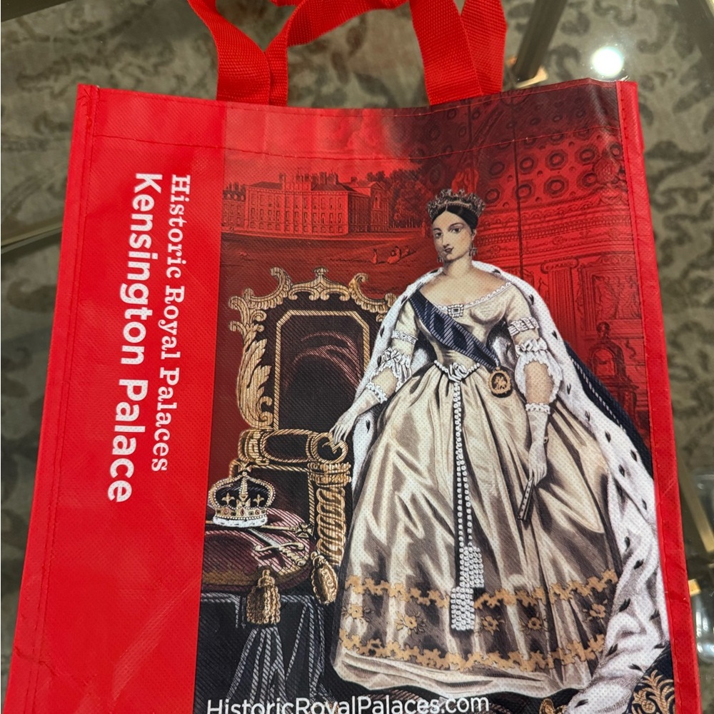Princess Diana Memorabilia Collection - Picture 13 of 13
